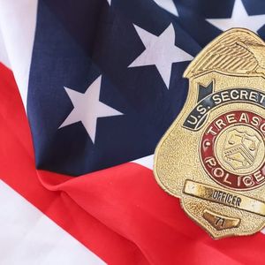 US Secret Service Builds $400 Million Crypto Stash from Online Scam Busts