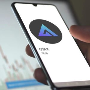GMX Halts Trading After $40 Million Crypto Pool Drained in Attack