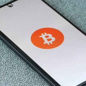 Bitcoin a Bubble? 'Rich Dad, Poor Dad' Author Warns, Critics Disagree