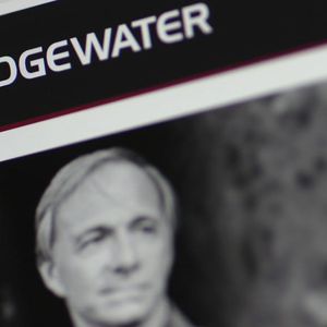 Ray Dalio Backs Gold and Bitcoin as US Debt Hits $36.7 Trillion