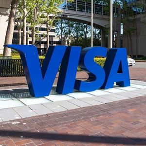 Visa Hits $200 Million in Stablecoin Tests, Says Real Growth Needs US Rules