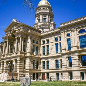 Wyoming’s FRNT Stablecoin Goes Live, Backed by US Treasuries