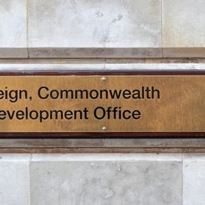UK Hits Kyrgyz Banks and Crypto Tied to $9.3 Billion Ruble Token