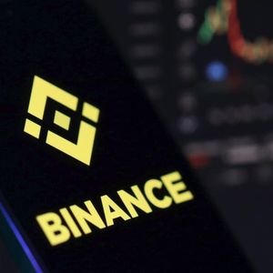 Senator Murphy Slams Binance.US for Listing USD1 After CZ Pardon