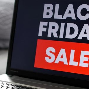 Black Friday Crypto Sale: New BitDegree Mission Features Changelly