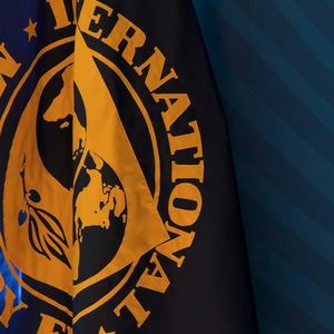 IMF Flags Fragmentation and Flash Crash Threats in Tokenized Markets