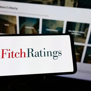 Fitch Ratings Flags Crypto Risks Threatening US Bank Stability