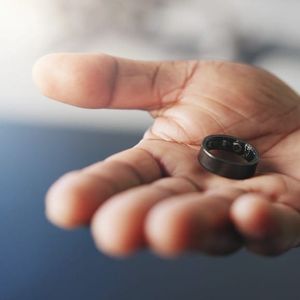 Pebble Founder Returns With an AI Ring for Quick Voice Notes