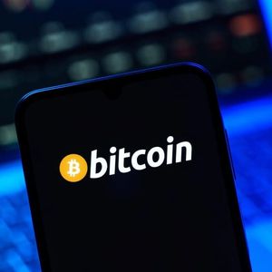 Brian Armstrong Says Bitcoin Could Help Keep the Dollar Strong