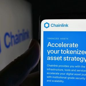 Chainlink Brings US Stocks On-Chain With 24/5 Data Feeds