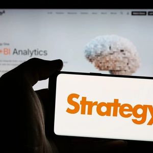 Strategy Takes $12.4 Billion Hit as Bitcoin Slumps 22%