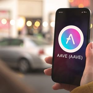 AAVE price analysis: can bulls defend $90 as Chaos Labs exits?