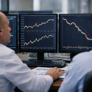 AVAX eyes pivotal $10 mark as Bitwise spot Avalanche ETF debuts on NYSE