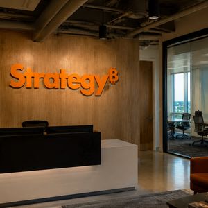 Strategy (MSTR) stock rises as Saylor sells Bitcoin, boosts $4B USD reserve