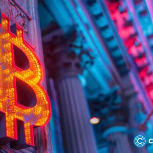 Bitcoin ETFs record second-best inflow day since March, $886.6m added
