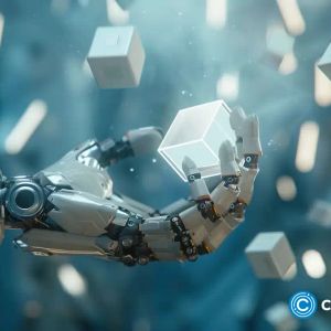 Crypto.com lists Story Protocol and AI Rig Complex, markets react differently