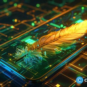 Robinhood stock price soars to new peak: Time to buy or sell?