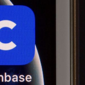 Coinbase Moves To Dismiss SEC Lawsuit