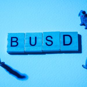 Binance to Phase Out BUSD Support in Collaboration with Paxos