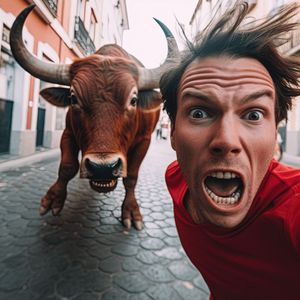 Meme Moguls Price Prediction – Solana (SOL) NFT Sales Drop, Ethereum (ETH) Prices Up