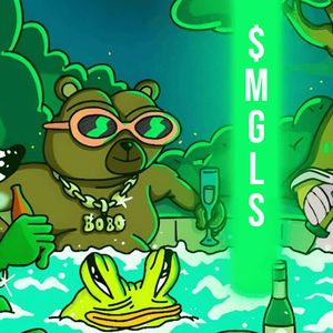 Grayscale Sells 100,000 BTC, Solana Must Key Support, Meme Moguls Rallies Into Stage 5