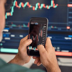 Can Aave (AAVE) and BNB (BNB) Charts Catch Up with Kelexo's (KLXO) Phenomenal Performance?