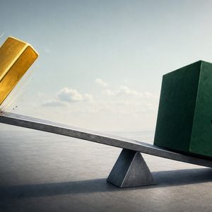 Gold’s Third Weekly Loss: Can the Metal Rebound If the Fed Keeps the Dollar Strong?