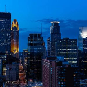 Minnesota Greenlights Bank Crypto Custody Aug 1 as AI Trails Human Engineers