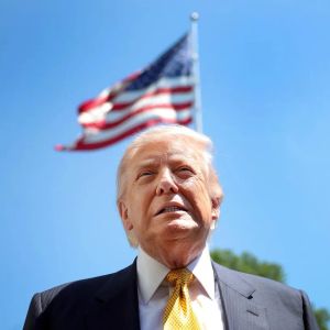 Bitcoin Stalls Below $78K as Trump Media Pulls ETF and Coinbase Premium Sinks