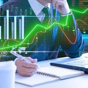 What Will Happen to AVAX Coin? Bitcoin Continues its Battle to Surpass $30,000