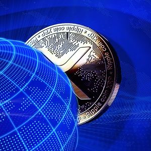 Crypto Market Surge: Analyzing Bitcoin’s Breakthrough and XRP Coin’s Potential Rebound