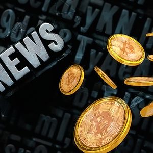 Bitcoin’s Dominance Peaks as Analysts Predict a Dip Before a Potential Altcoin Rally
