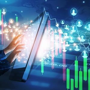 Altcoin dYdX Gears Up for Potential Price Surge