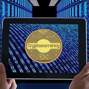 PayPal Enables Cross-Border Transfers Using Stablecoin