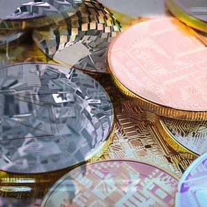 Analyst Predicts Rise in Top Cryptocurrencies