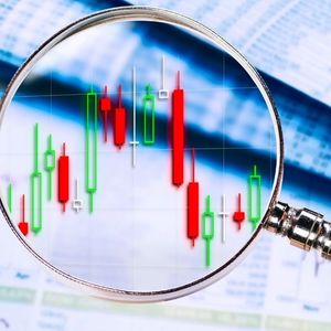 Market Trends Indicate Potential Shifts for Altcoins CEEK, Floki, LUNA, and WIF