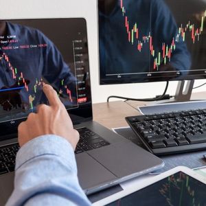 Market Analysts Share Insights on Bitcoin, ETH, XRP, and SOL Predictions