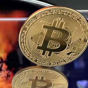 Market Signals Suggest Bitcoin Could Plummet to $85,000