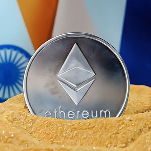 Bitcoin Gains Traction as Ethereum Struggles with Regulatory Uncertainty