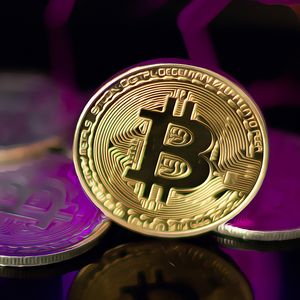 Bitcoin Strives for Stability as Tariffs Heighten Market Tensions