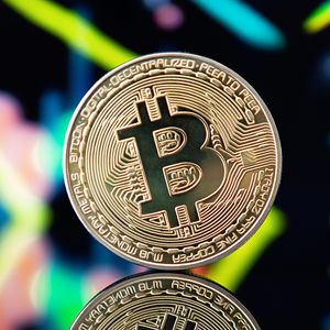 Bitcoin Seizes Attention with 4.96 Ratio Against Nasdaq 100