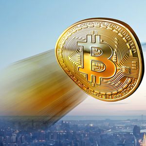 Investors Flock to Spot Bitcoin ETFs With Billions in New Funding