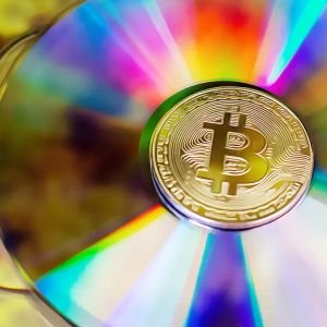 Analyst Predicts New Low for Bitcoin as Markets Face Dull End to 2025