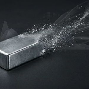 Silver squeezes between 69 and 73 dollars in tense triangle