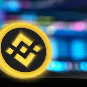 BNB price nears $725 resistance as Binance stablecoin liquidity improves
