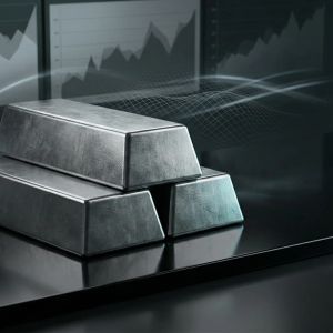 Silver targets $71.56 after trendline breakout, analysts see potential pullback