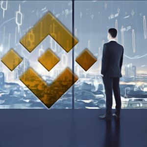 BNB trades at $732.55, still 46% below record as forecasts for 2030 vary widely