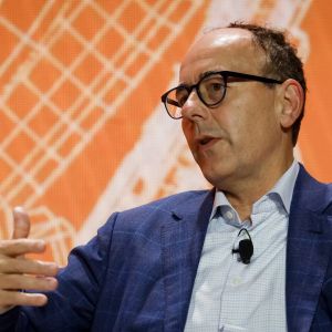 VanEck CEO Managing $76 Billion Predicts All-Time High Date for Bitcoin (BTC) Price