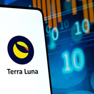 It is claimed that this Cryptocurrency Exchange will Delist Terra Classic! LUNC Price Reacted!