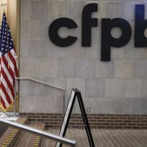 US Government Organization CFPB Issues Warning About Cryptocurrencies: Names Two Altcoin Projects